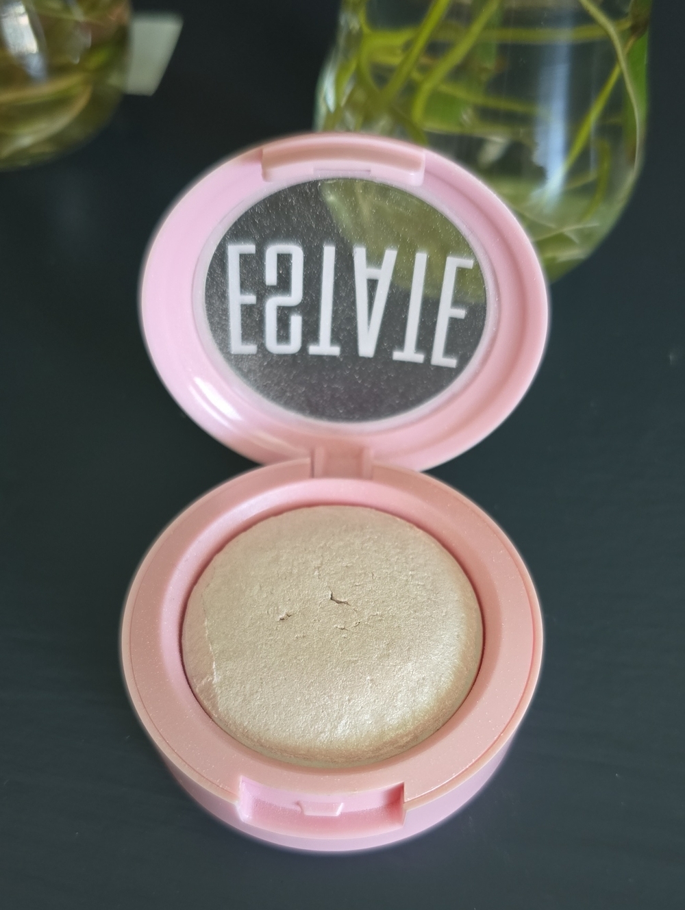 9/28 ESTATE COSMETICS - Picture 4 of 4